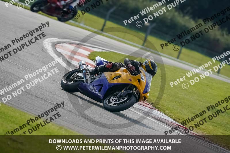 donington no limits trackday;donington park photographs;donington trackday photographs;no limits trackdays;peter wileman photography;trackday digital images;trackday photos